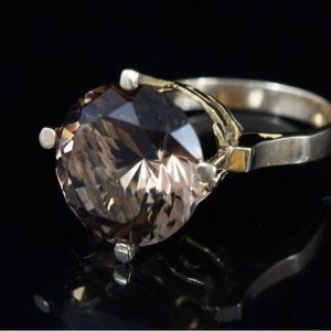 Beautiful 14K Yellow gold Smoky Quartz Brilliant Cut 15 mm Fancy Cocktail Ring
